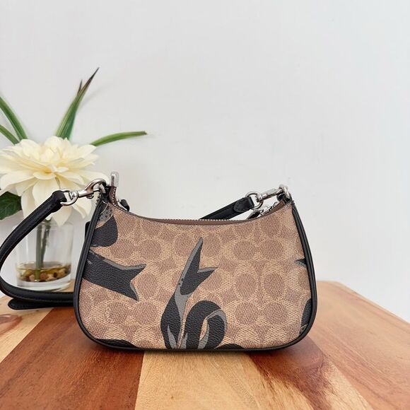 NWT Coach Teri Mini Crossbody Bag In Signature Canvas With Bow‎ Print - Picture 5 of 8